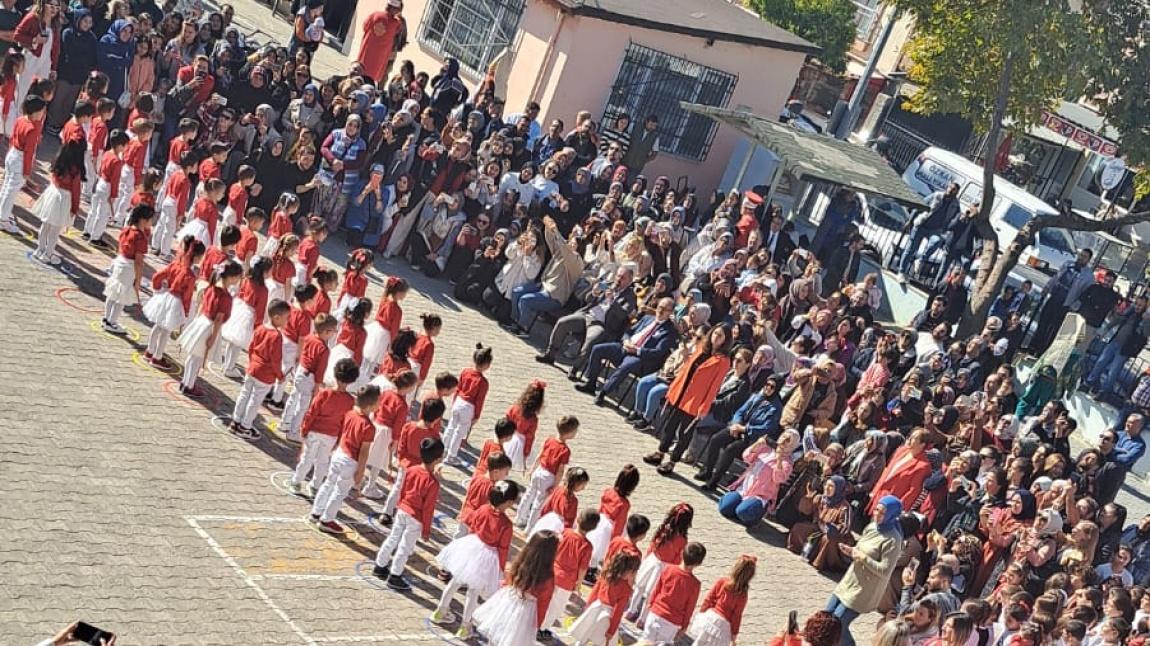 29 Ekim Cumhuriyet Bayramı Okulumuzda Coşkuyla Kutlandı 